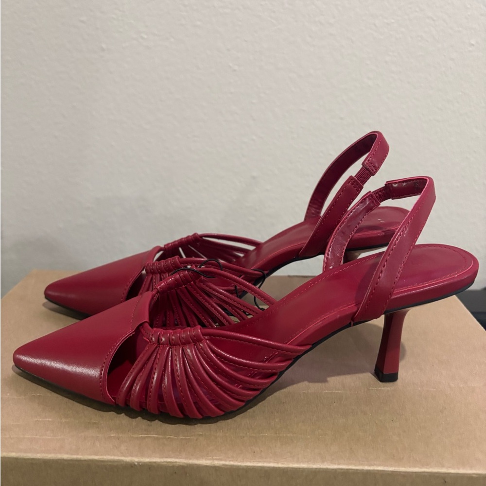 DKNY Gleea Red Pointed Toe Kitten Heels Slingback Heels Womens Shoes Size 7.5 M
